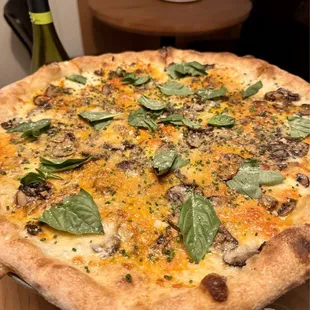 Ruby Pizza with Mushrooms Add-on (White Pie)