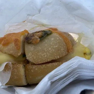 jalepeno cheddar bagel with spinach egg and cheese