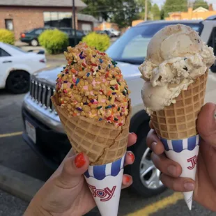 two cones of ice cream