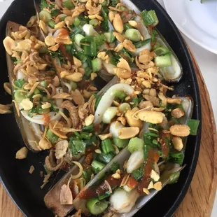 Razor clams. Just ok. OC Lau is better