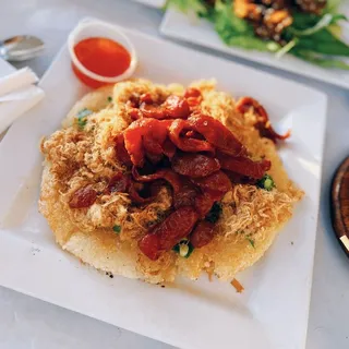 Crunchy Rice with Shredde Pork and Sausage / cm chy ch bng lp xng