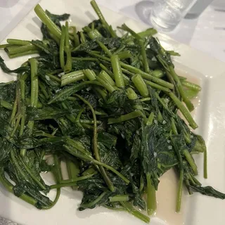 Ong Choy Garlic Stir Fried