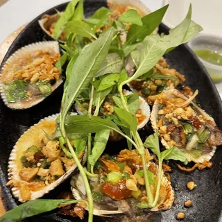 Bloody Clams Grilled with Buttered Green Onions