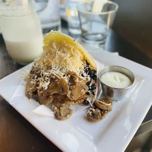 Pabellon Arepa with mushrooms