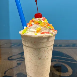 Fruity pebble milkshake!!!!!