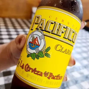 Pacifico Clara