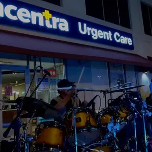 Rob laying down the pulse for RXS at Biff's on a Friday night auto show.