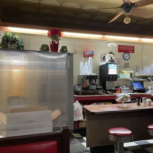 Diner counter seating