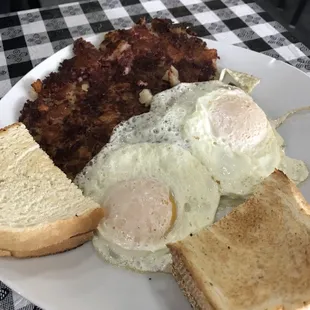 Hash &amp; Eggs (eggs over medium)