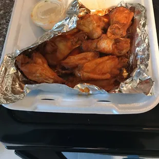 fried chicken wings, chicken wings and fried chicken, bbq wings, chicken, fried chicken, poultry, food, chicken wings, bbq chicken