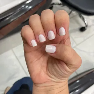 Gel manicure by Kenzie