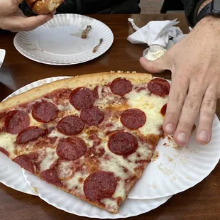 food, pizza
