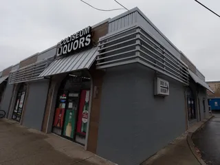 Coliseum Liquors