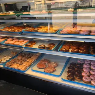 Donut case