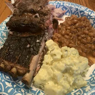 Ribs, baked beans, potato salad