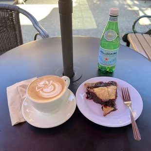 Café Latte with warmed berry pie !