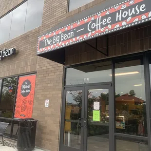 Front of coffee house (in business plaza)