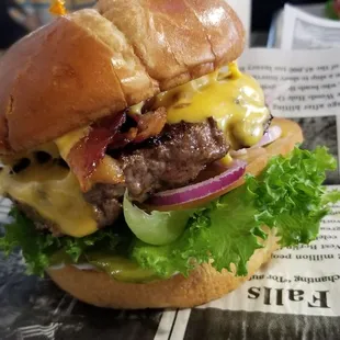 a cheeseburger