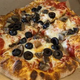 Mushroom and black olive.