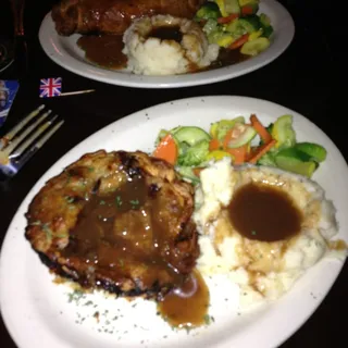 Abbey Steak And Mushroom Pie