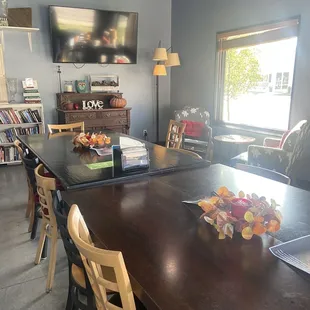 One of the back rooms (can be reserved)