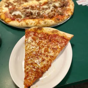 Traditional NY style cheese slice