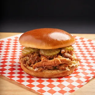 Big Billy's BBQ - Pulled Chicken Sandwich