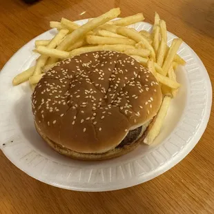 Kid&apos;s Cheeseburger