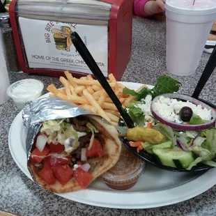 Gyro platter ! yumm
