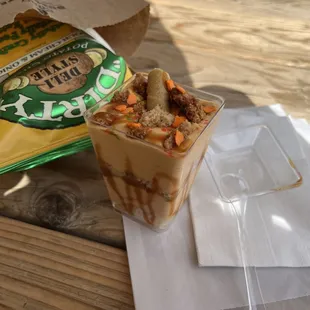 pumpkin cheesecake parfait and bag of chips