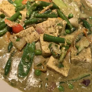 Spicy Thai Green Vegetable Curry with Tofu