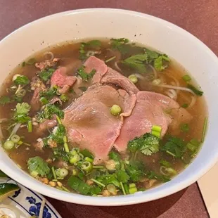 ramen and noodles, food