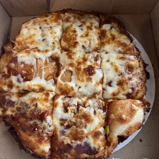 8' barbecue chicken pizza