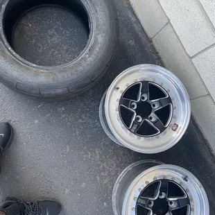 These are my wheels they unmounted for me