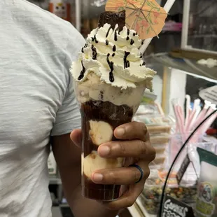 Brownie Sundae
