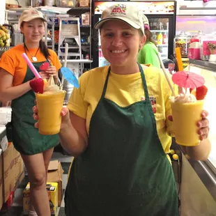 pineapple mango smoothie