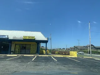 Sweet Retreat Ice Cream Parlor