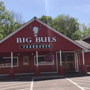 the front of a restaurant