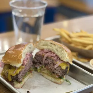 COLLABORATION burger