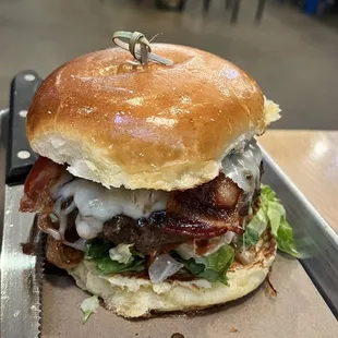 HORSERADISH BOURBON BURGER