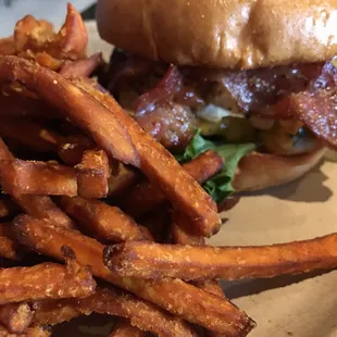 Uvalde Fried Egg Burger