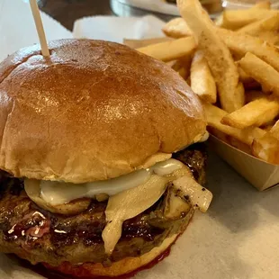 A perfect medium rare Mushroom &amp; Swiss!