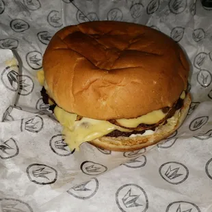 Mushroom Swiss Burger!!!!! Its ENORMOUS!!!