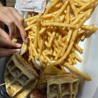 4. Chicken N Waffle Slider Combo