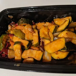 Kung pao shrimp was average not a ton of flavor. 25 percent shrimp 75 percent zucchini.