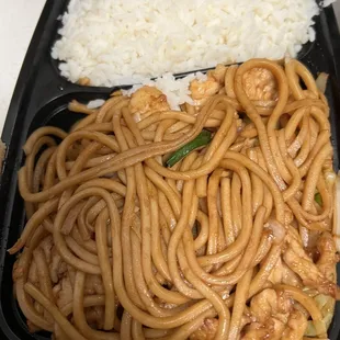 Chicken Chow Mein Lunch Special