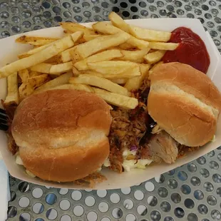 Pulled pork slider.