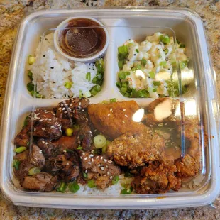 Large Mixed Plate, BBQ Chicken,  Fried Chicken,  with Hawaiian BBQ Sauce, as packed