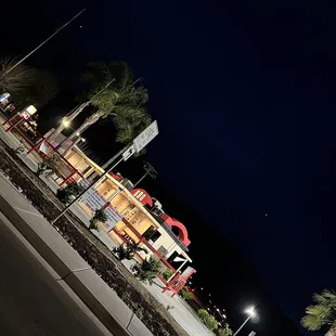 It being closed at 7:30