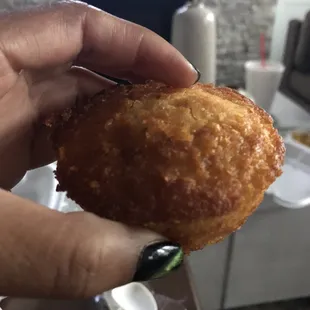 Corn muffin